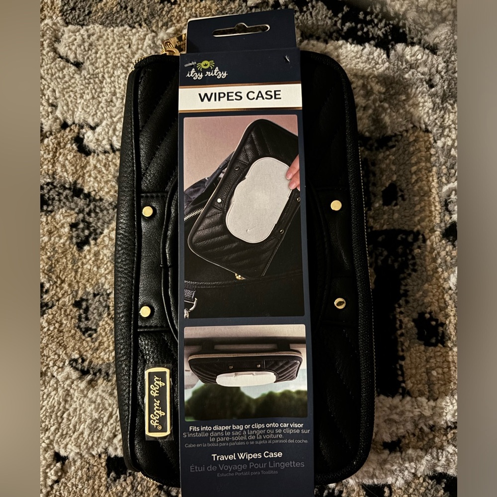 Wipes Case (NWT)